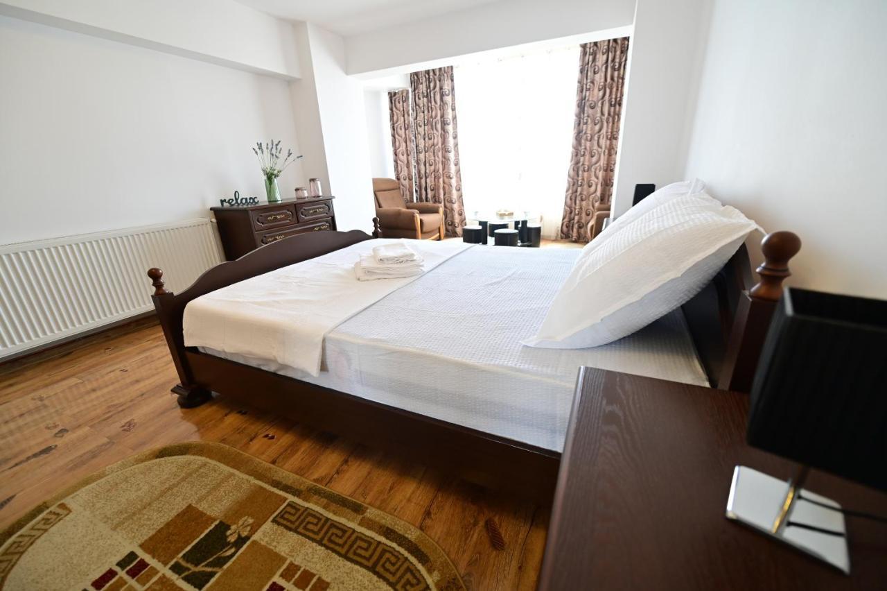 Vacation Apartment With Free Parking Sibiu Exterior photo